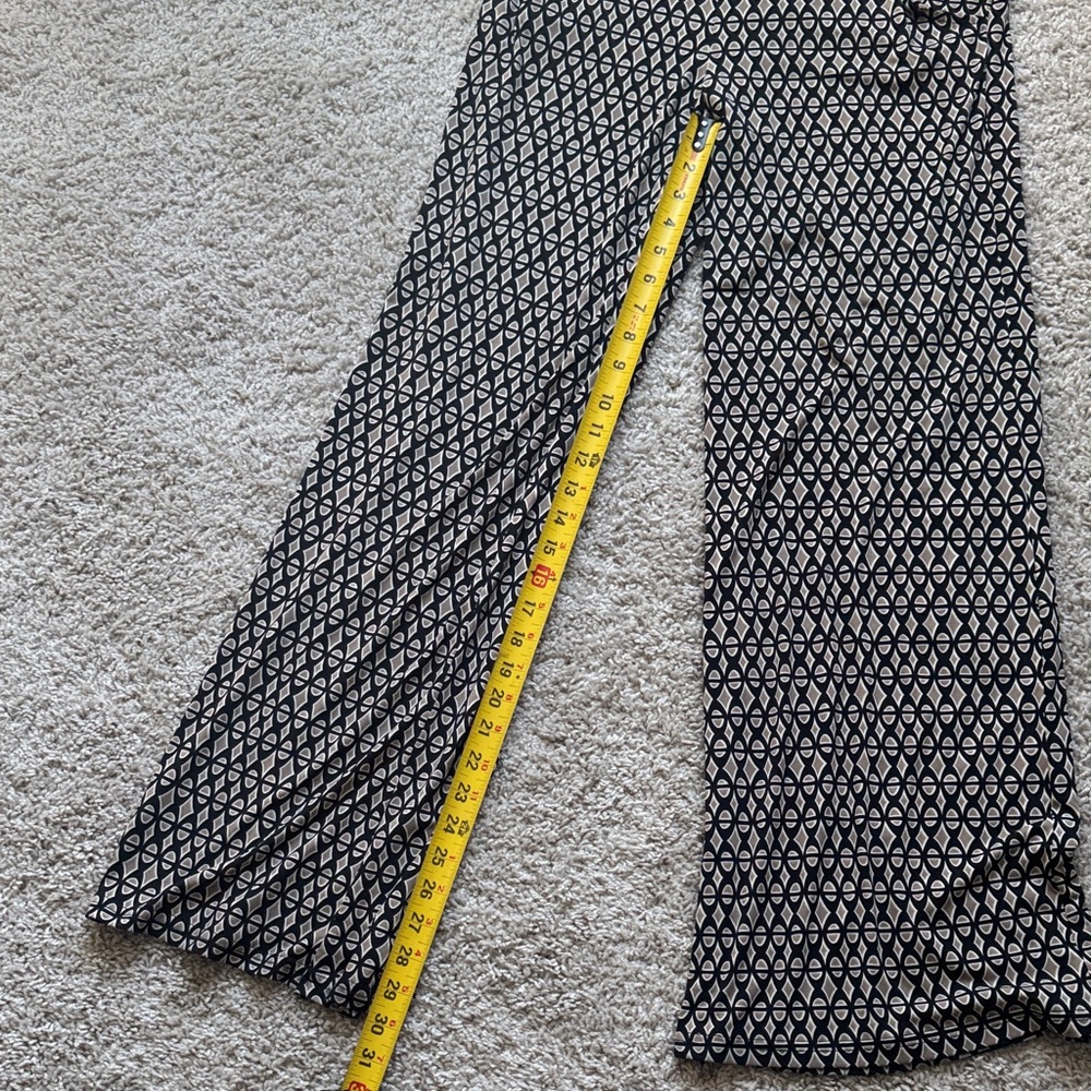 Joseph Ribkoff Geometric Pattern Pants - Picture 5 of 8